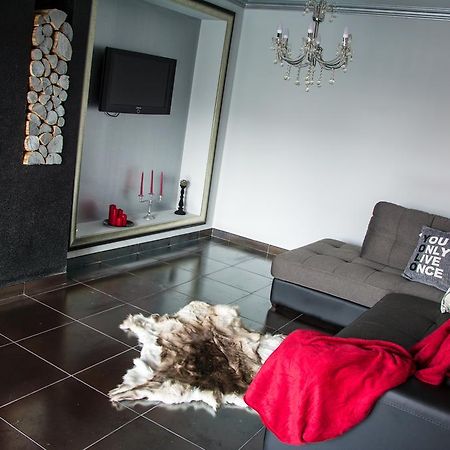 Silver Apartment Бургас Екстериор снимка